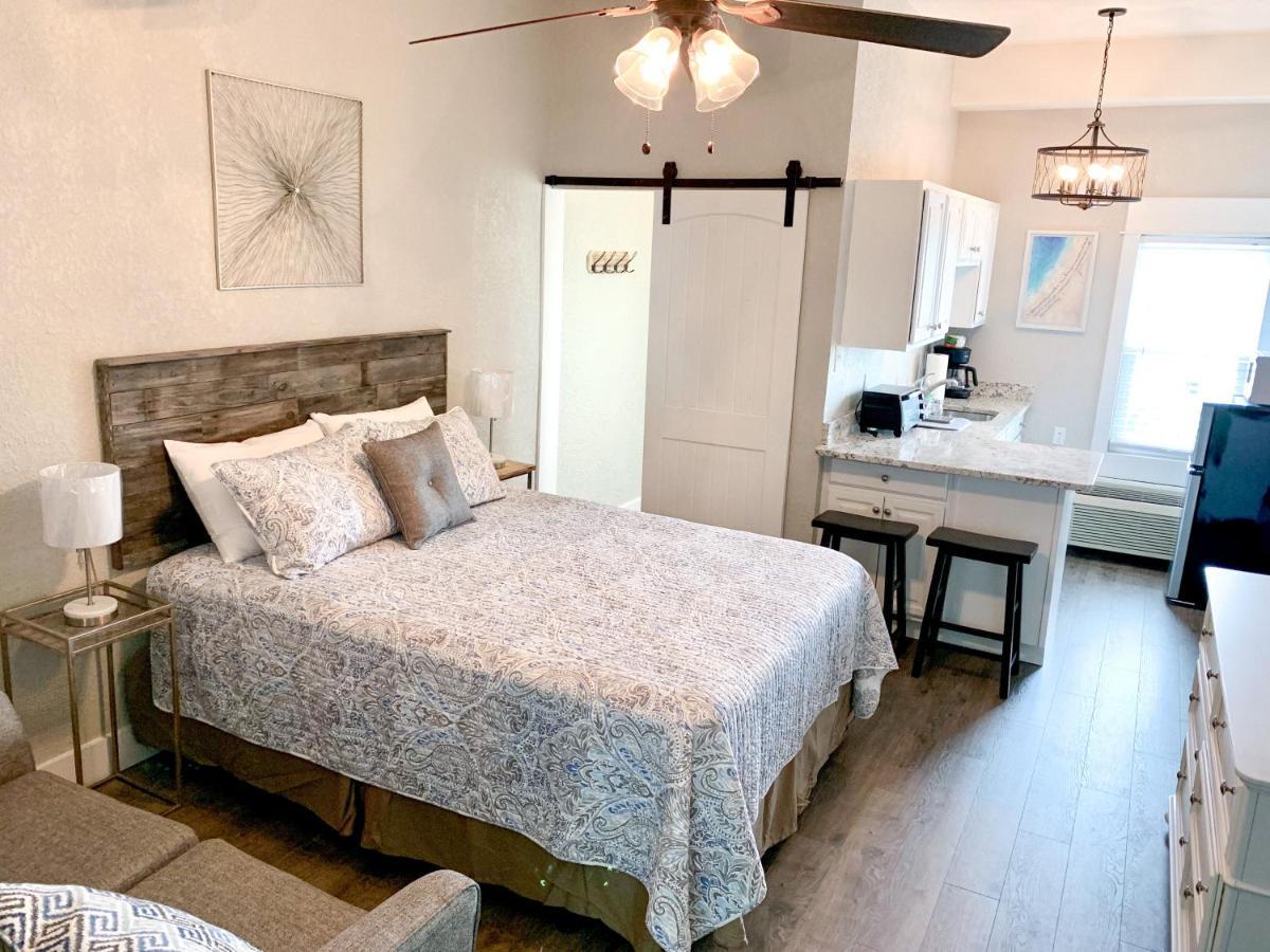 Budget Friendly Condo Within Walking Distance To The Beach! Gulf Shores Exteriér fotografie