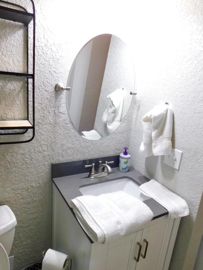 Budget Friendly Condo Within Walking Distance To The Beach! Gulf Shores Exteriér fotografie