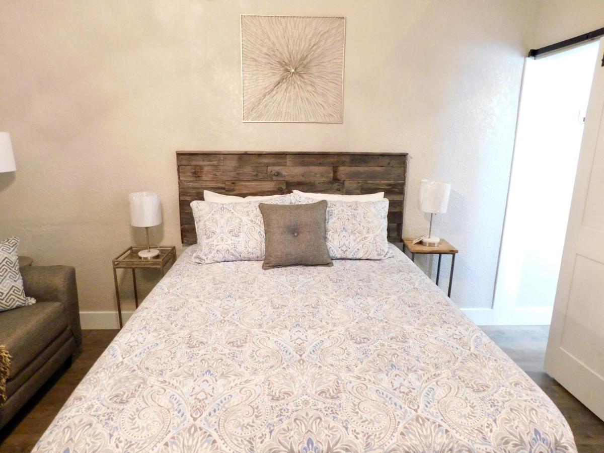 Budget Friendly Condo Within Walking Distance To The Beach! Gulf Shores Exteriér fotografie
