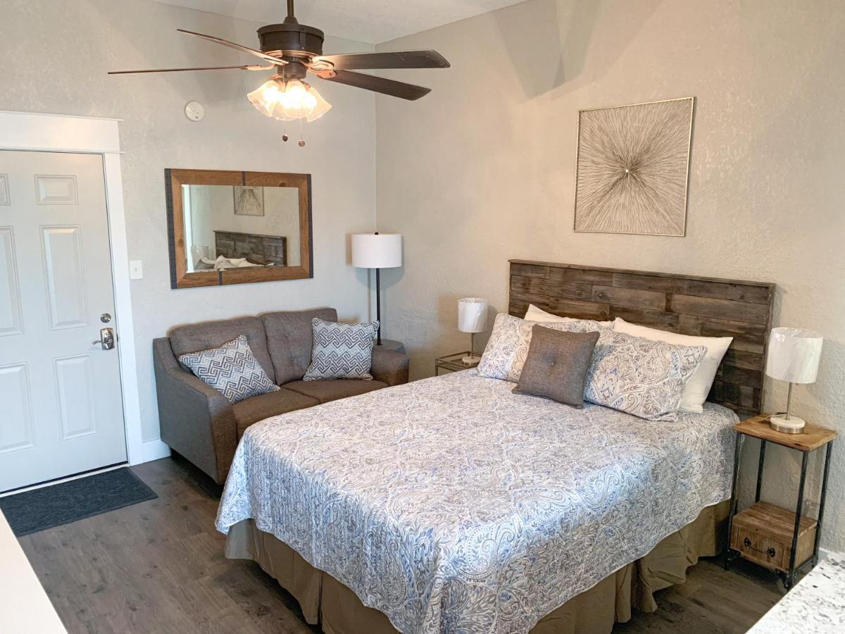 Budget Friendly Condo Within Walking Distance To The Beach! Gulf Shores Exteriér fotografie