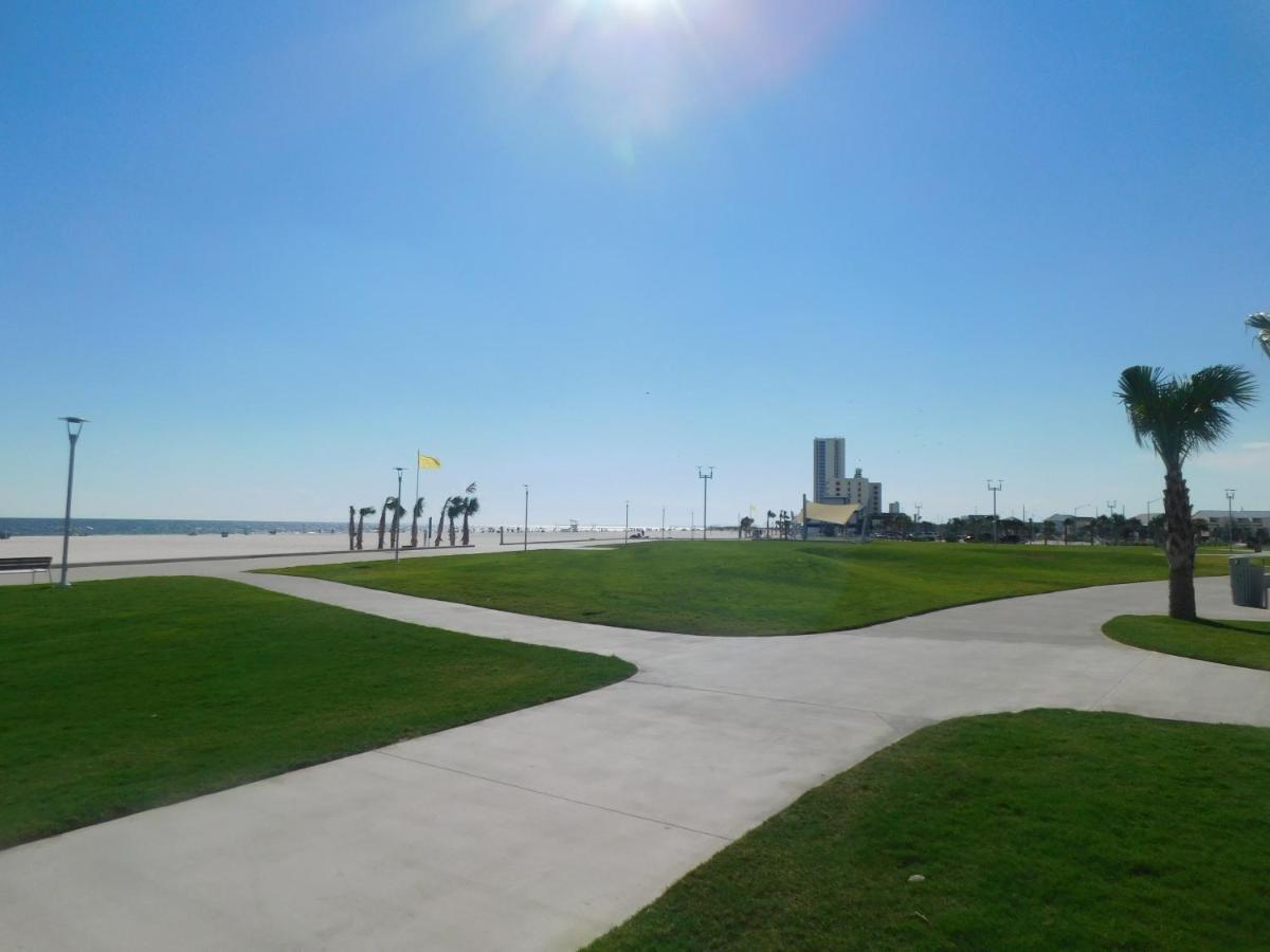 Budget Friendly Condo Within Walking Distance To The Beach! Gulf Shores Exteriér fotografie